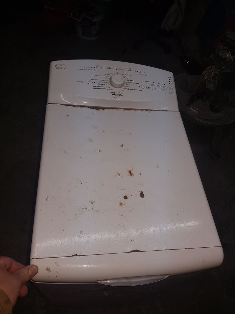 По запчастям стиральная машинка  Whirlpool AWE 6415