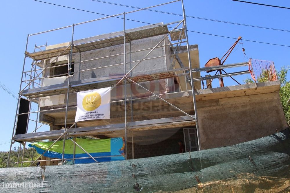 Moradia nova T3 com piscina - São Brás de Alportel