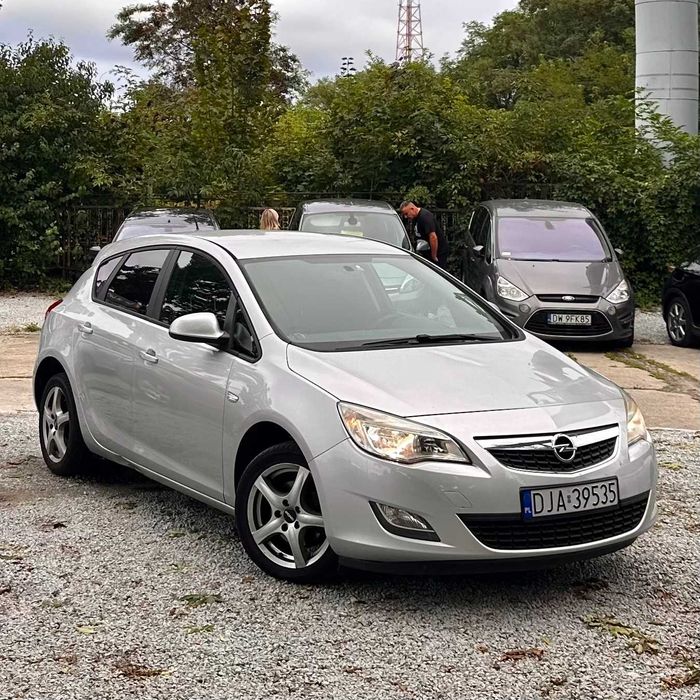 Opel Astra J | 1.4 Benzyna 85 KM | Manual | Klima | Alufelgi| 2011 rok