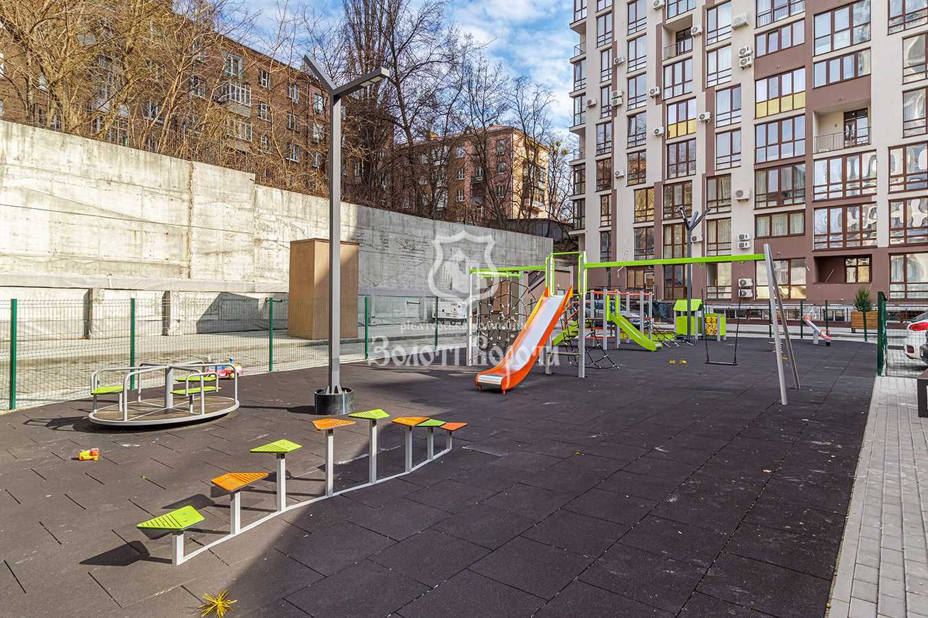 Квартира, 2к. Дизанерський ремонт. Глибочицька, 13, Шевченківський р-н