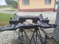 Belka sanki zawieszenie tył nissan xtrail t32  koleos