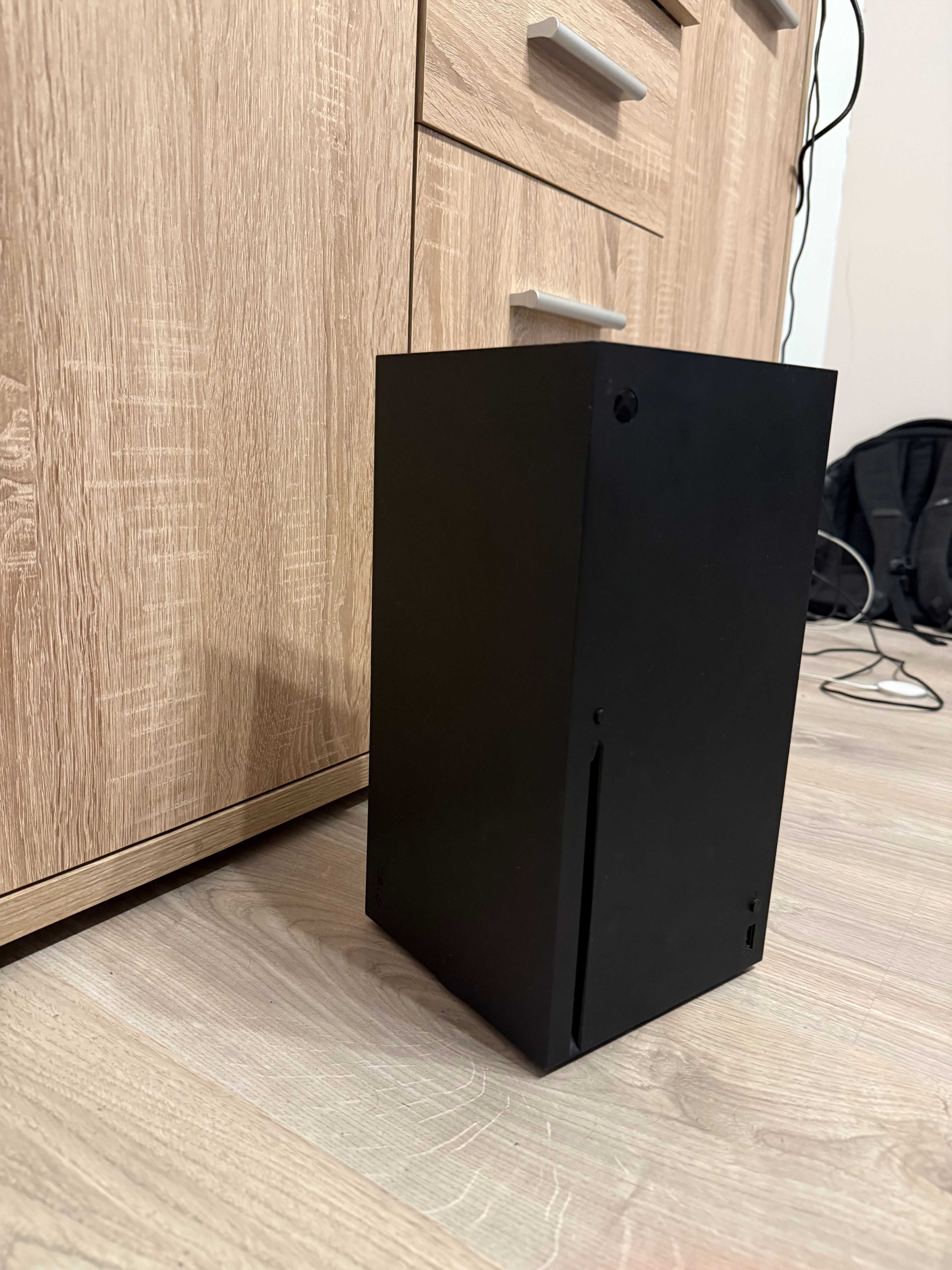 Xbox Series X + Cyberpunk 2077