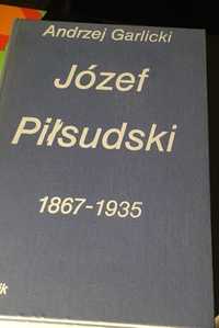 Książka na prezent: biografia Józef Piłsudski