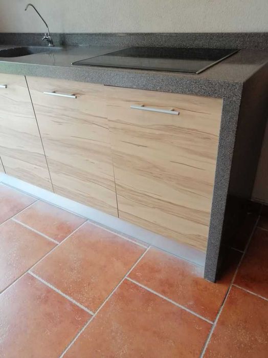 Okazja.Wodoodporny blat z kompozytu +zlew wraz z szafkami