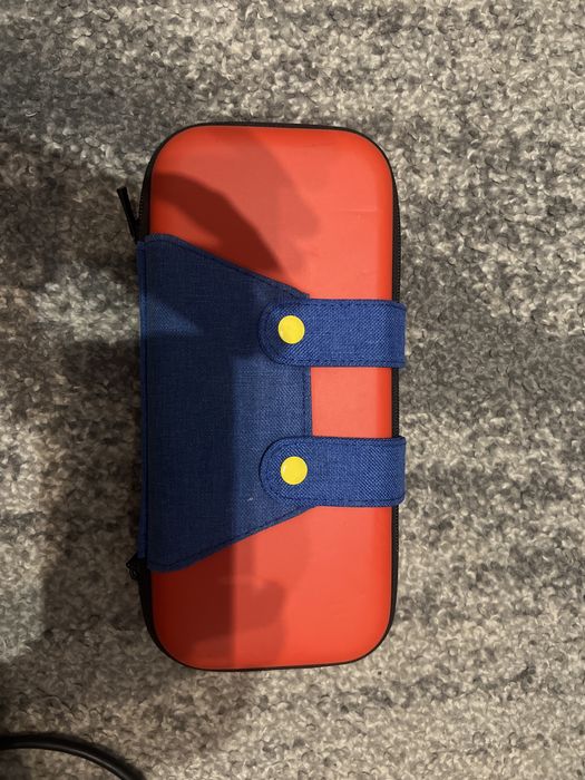 Nintendo Switch + gra + akcesoria Stan Idealny