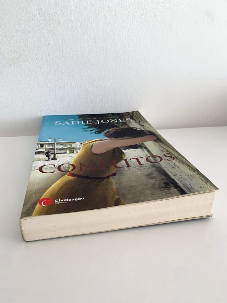 Livro Conflitos de Sadie Jones