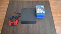 Playstation 4 z grami i padem