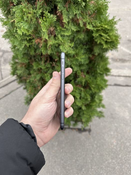 Apple iPhone 11 64GB Black