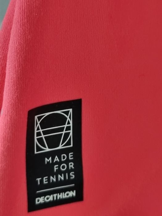 camisola  Decathlon ideal para jogar Tenis