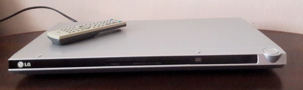 DVD Програвач LG DV656X.