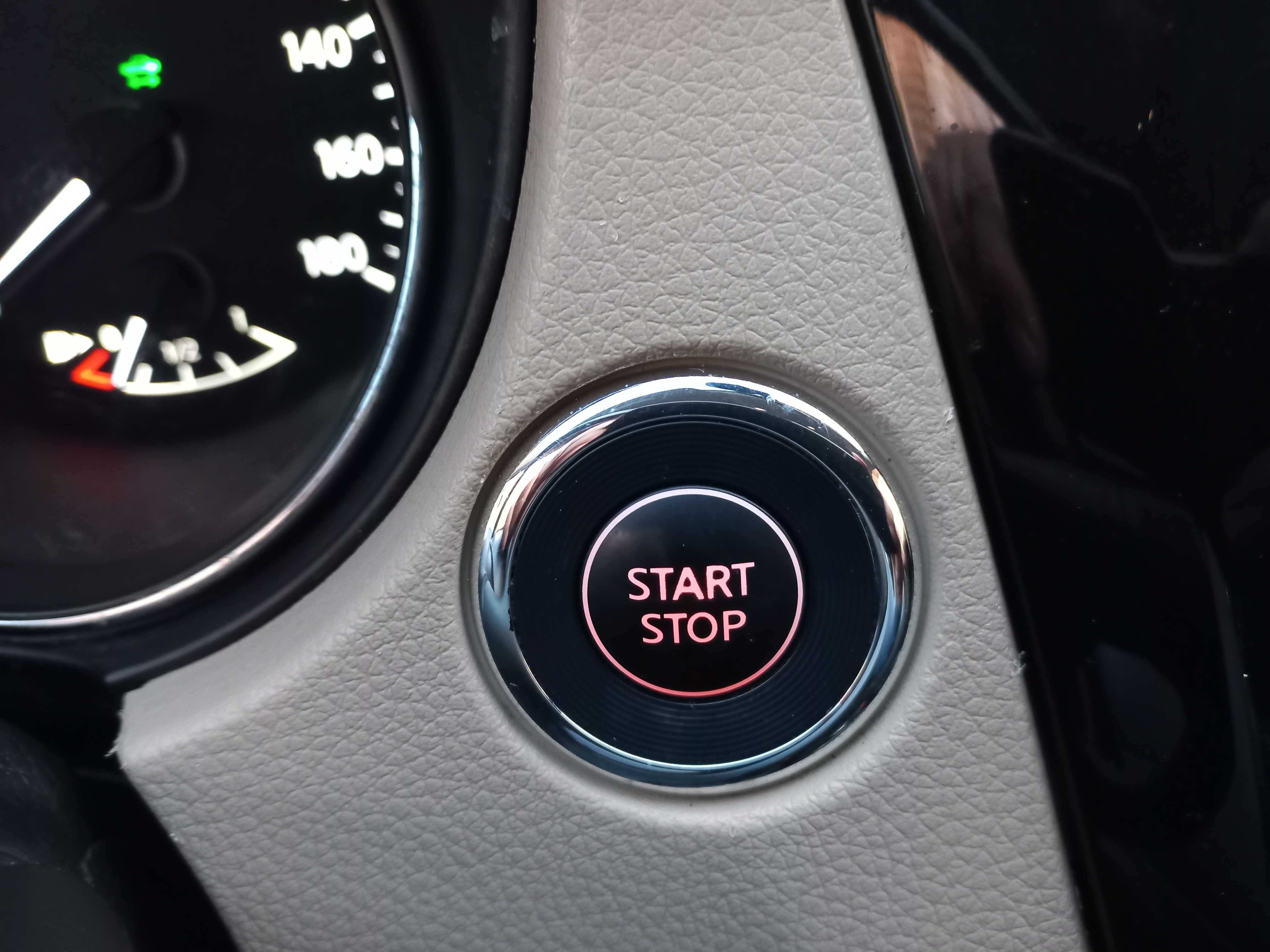 Продам Nissan X-trail Гібрид