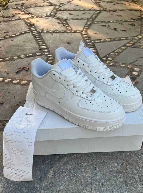 Biały^potężny^NikeAirForce1^UnisexTrampki Roz.43