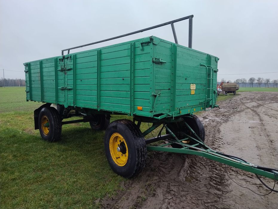 Przyczepa wywrotka ładna