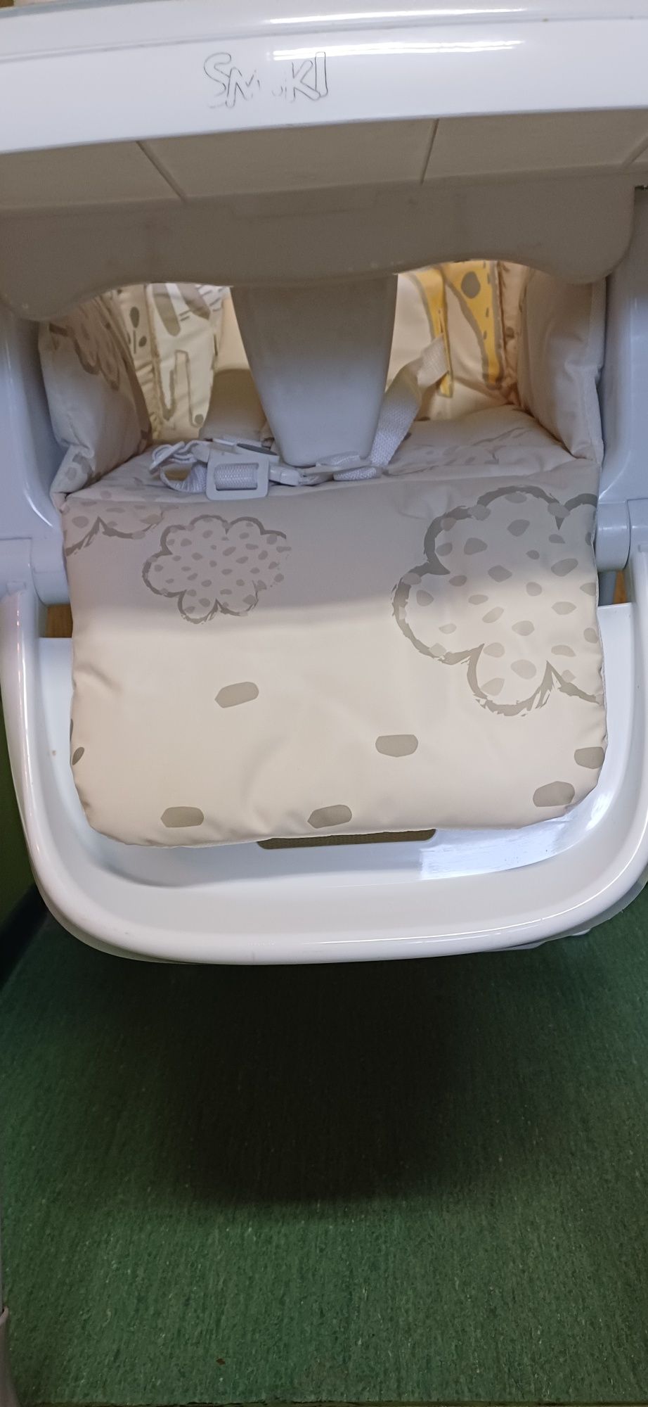 Krzesełko do karmienia marki Smiki