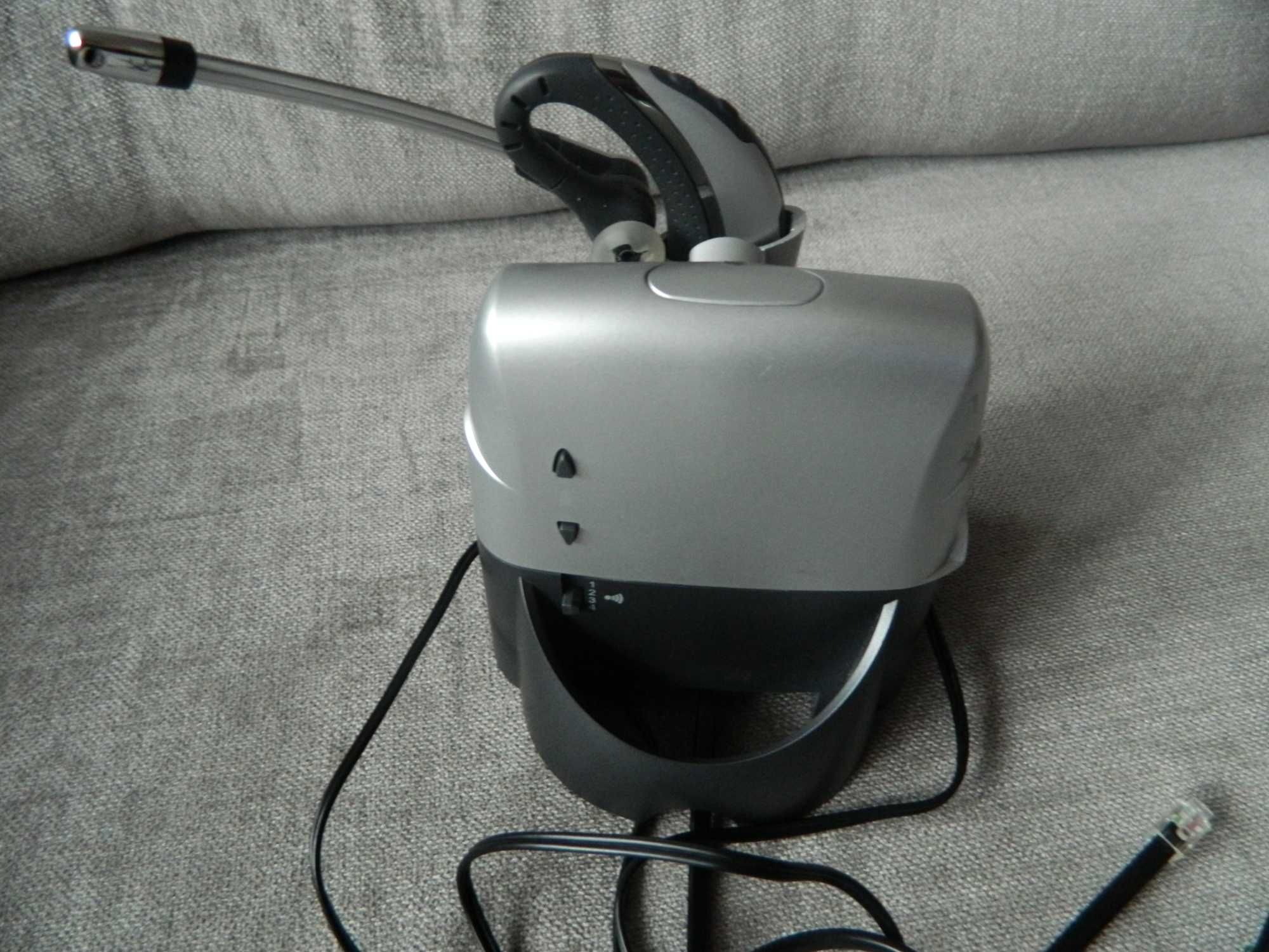Bezprzewodowy zestaw słuchawkowy Plantronics cs70N