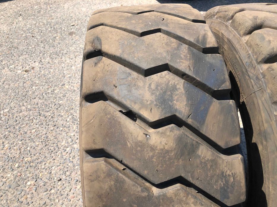 Opony Używane 250/70r15 Michelin XZM 60% Możliwa Wysyłka 250-15