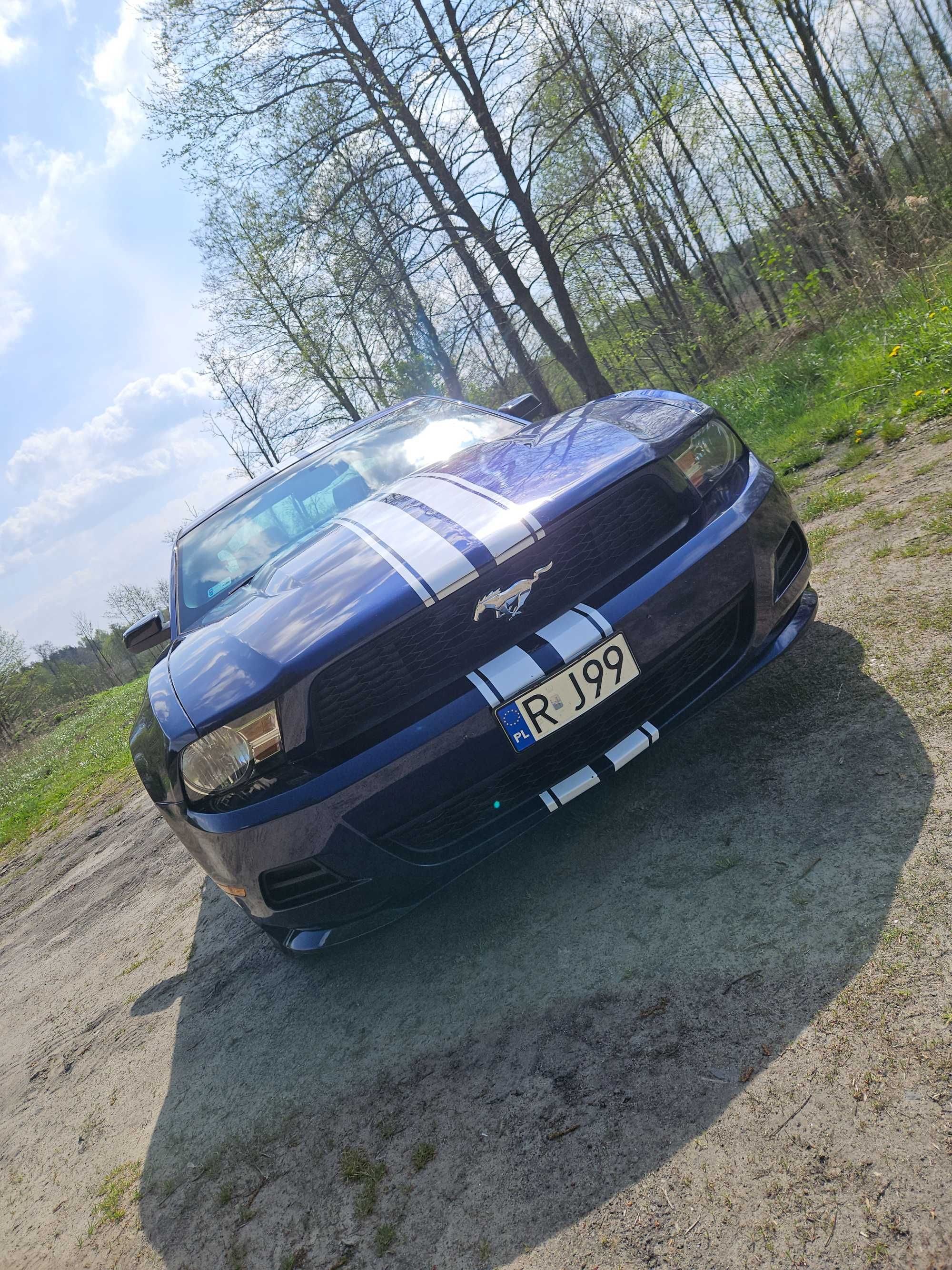 Ford Mustang 3.7 V6  304KM