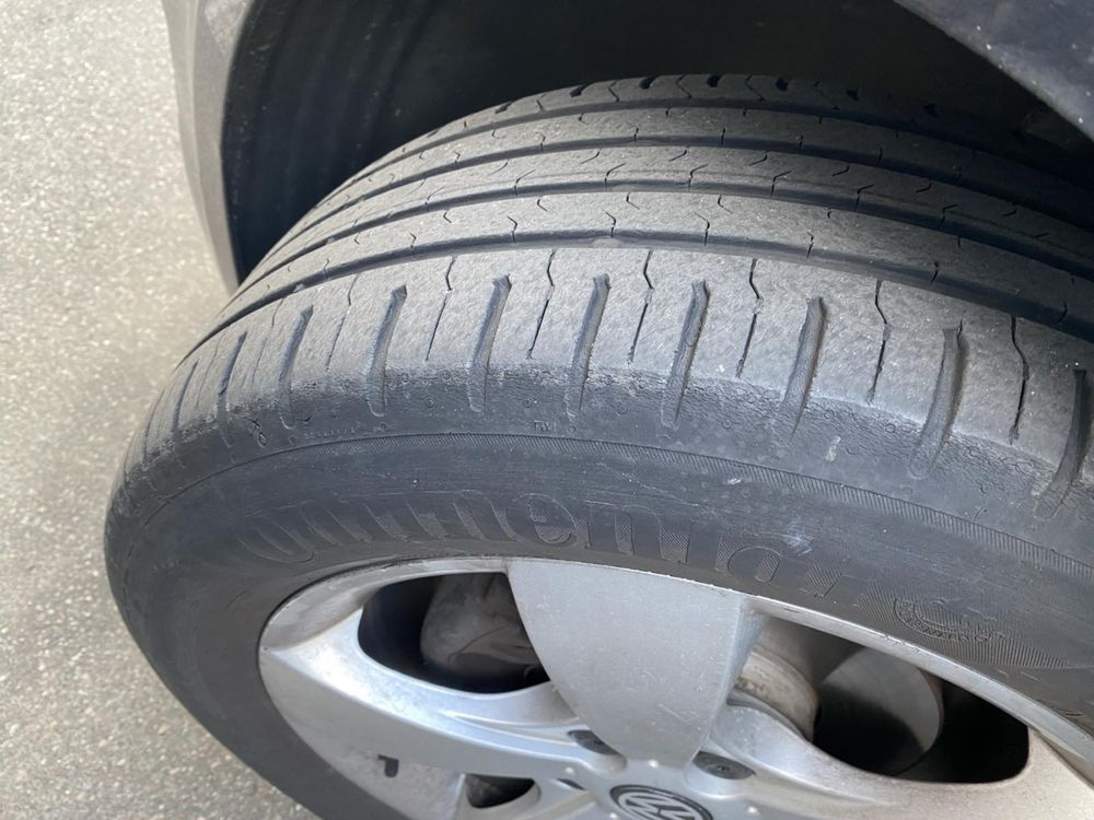 Continental ContiEcoContact 5 215/55 R17 94V