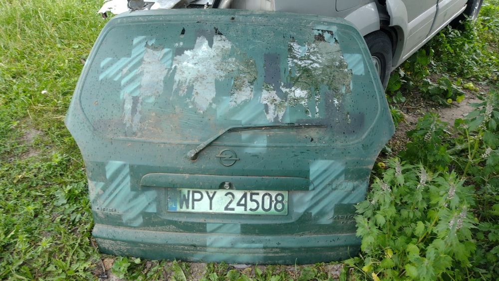 Ляда зафира а багажник Опель зафира