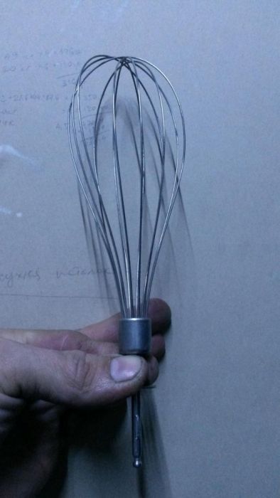  продам корпус шнека, венчик, насадка на блендер