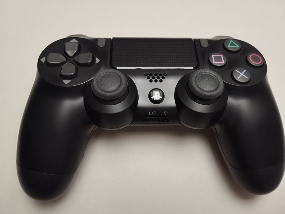 Nowy oryginalny Pad Sony DualShock 4 V2 (CUH-ZCT2E)