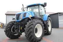 Ciągnik New Holland T7060