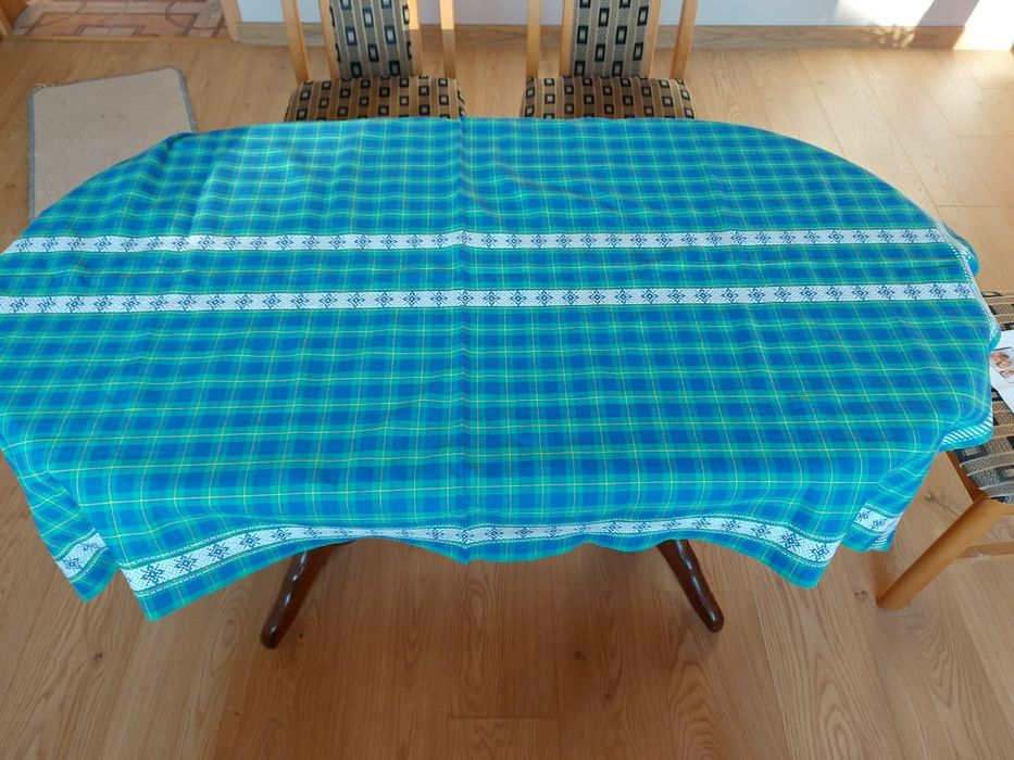 Obrus zielony 1,40x95 cm.