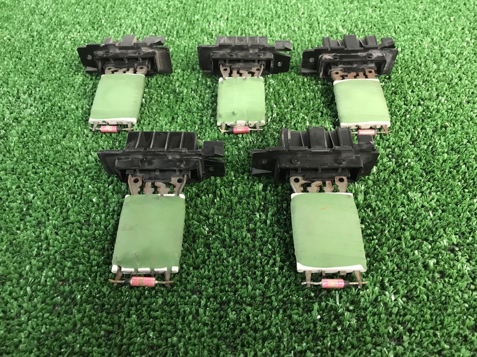 Резистор печки реостат Фіат Добло 263 Опель Комбо D 2010-2017 1.3