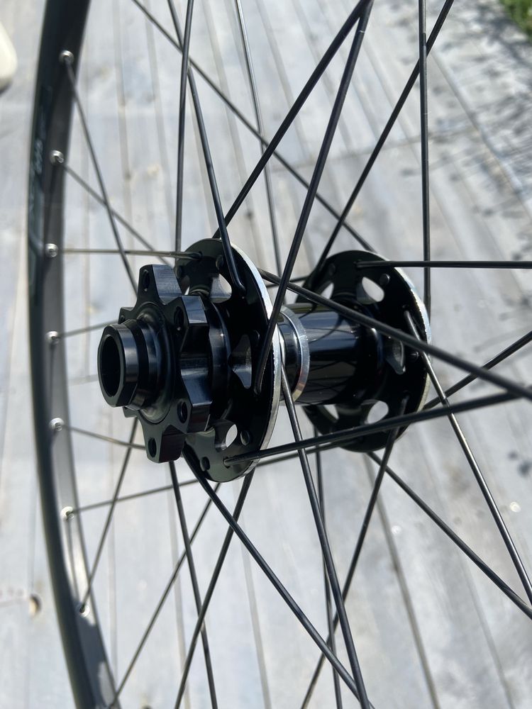 Nowe kolo przednie 27,5 Giant PXC-2 , 15x100