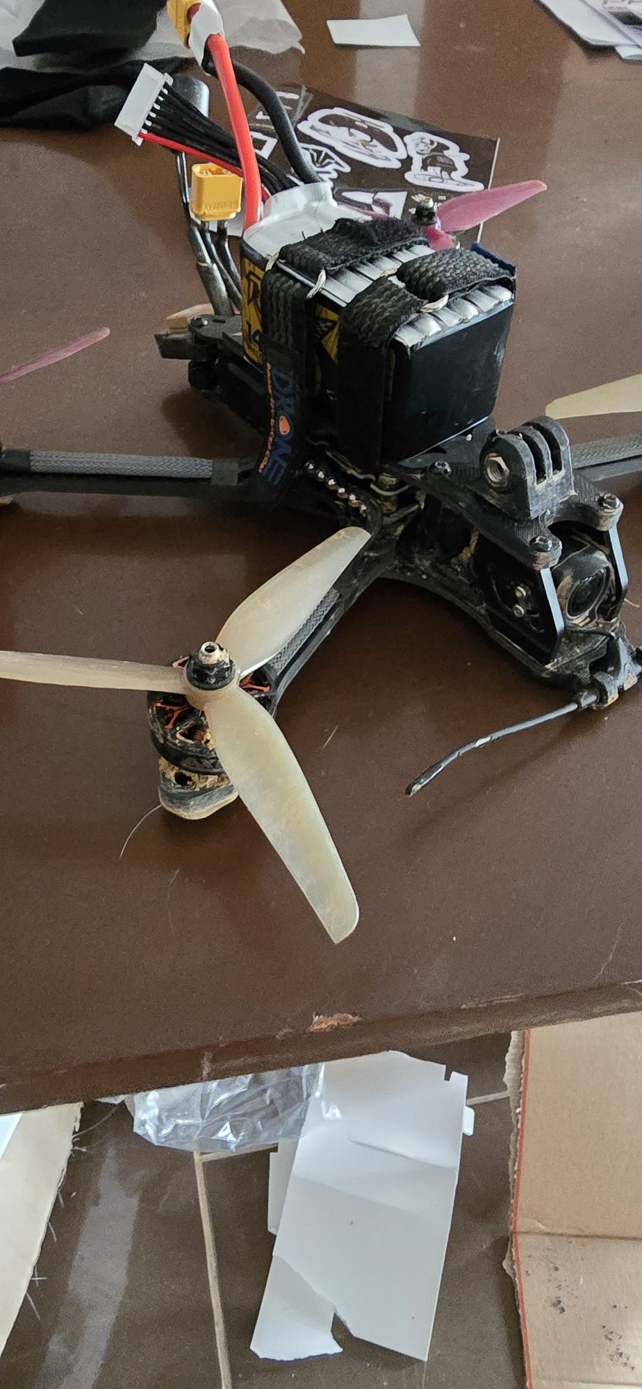Vendo conjunto fpv drone tudo dentro da garantia

 ApexDC EVO Mr STEE