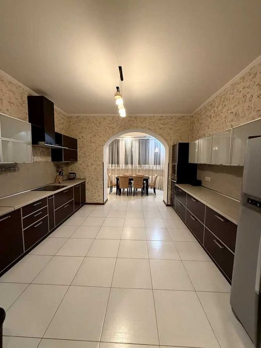 Оренда великой квартири .Житловий комплекс «Оазіс»