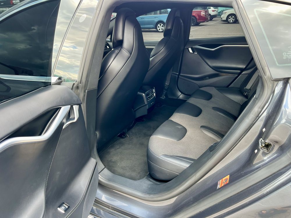 Tesla Model S 75d 2017