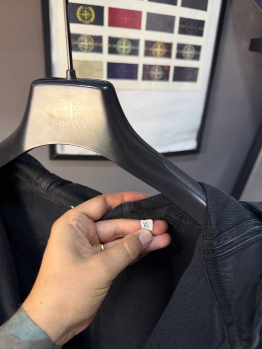 Продам кофту stone island