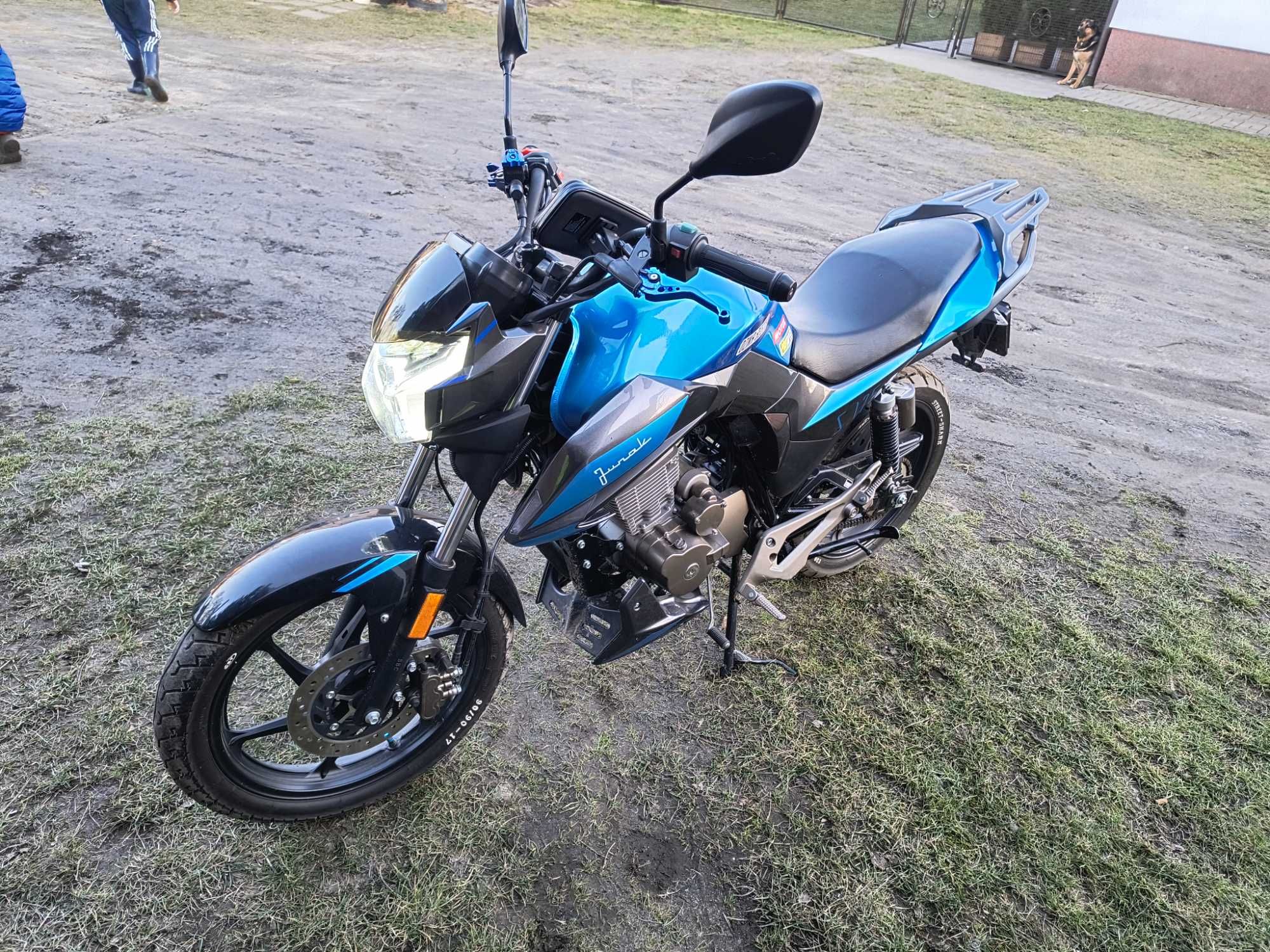 Motor 125 Junak polecam