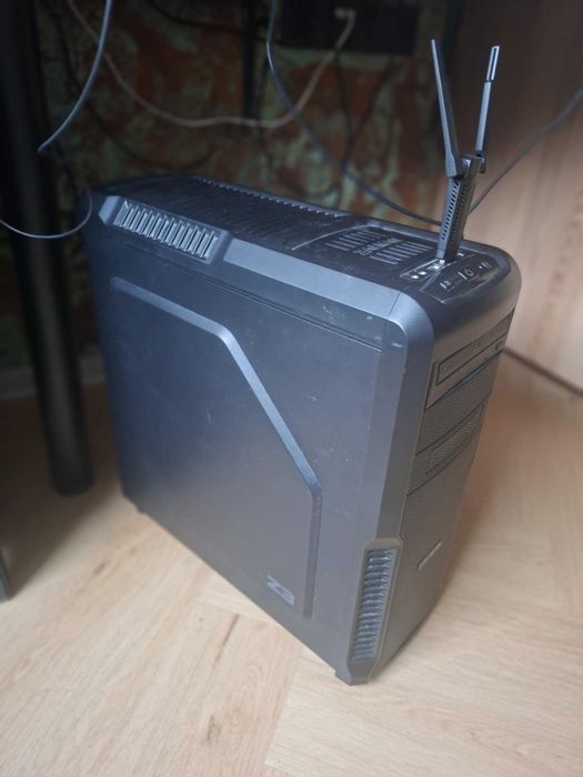 i5-4460, GTX 1070, 16 GB RAM, 250GB SSD, 1T HDD, Zalman, Win 11 Pro