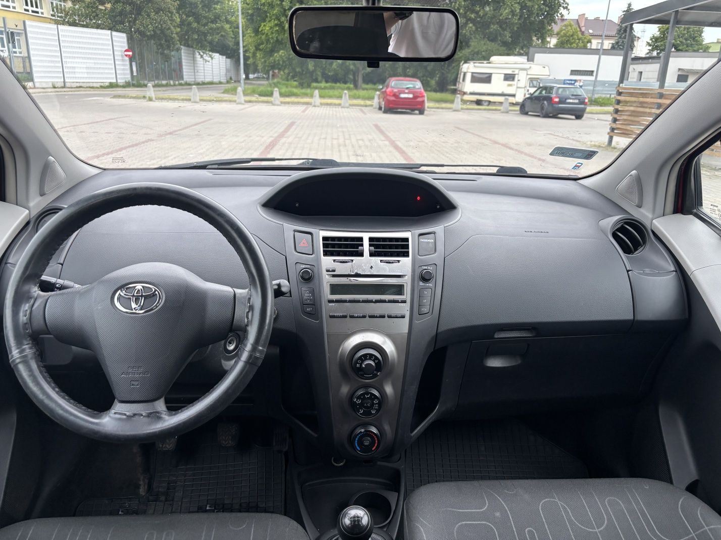 Toyota Yaris II hatchback