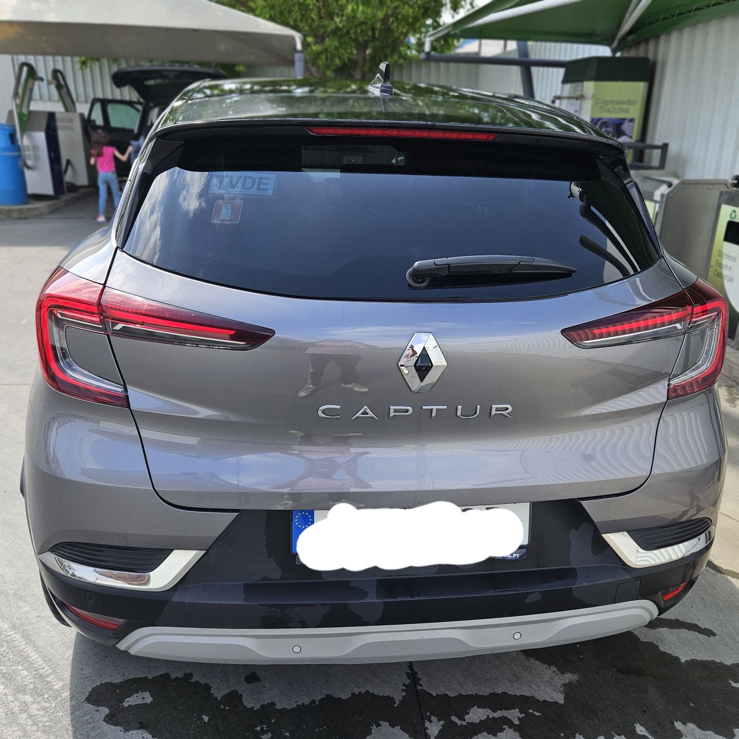 Renault Captur 1.0 TCe Techno Bi-Fuel