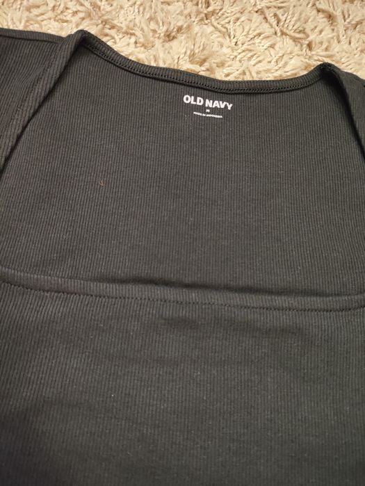 Чорна футболка в рубчик