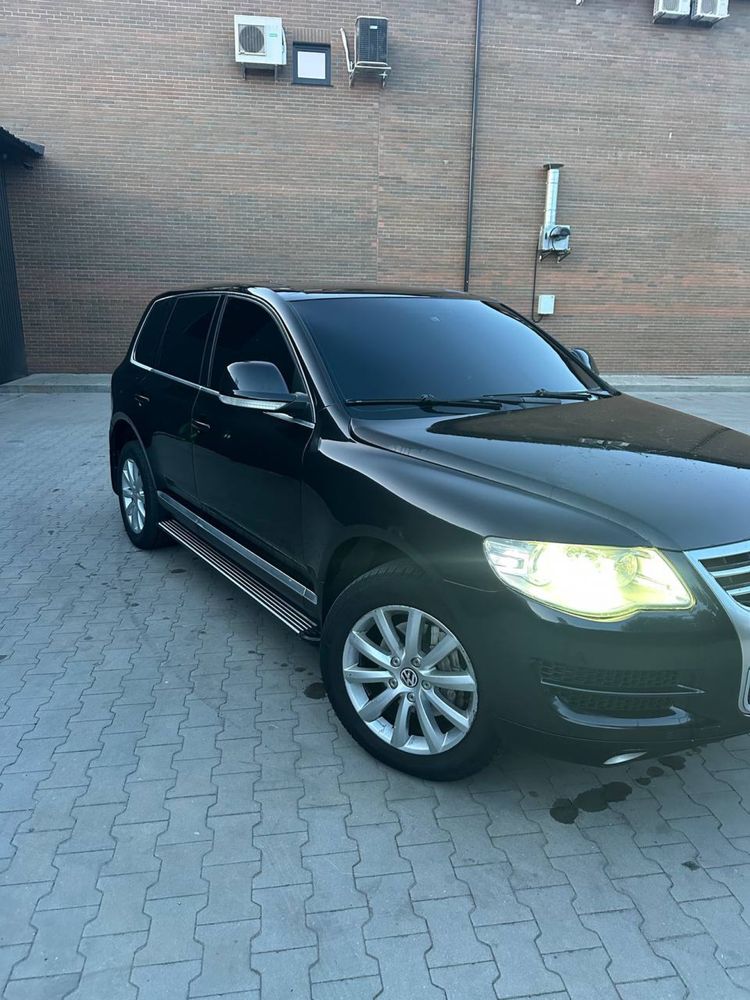 Продам Volkswagen Touareg 2008 3.0d