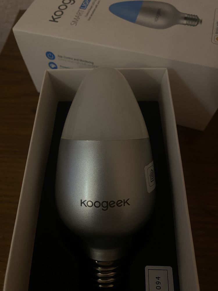 Лампочка Koogeek Smart Bulb HomeKit