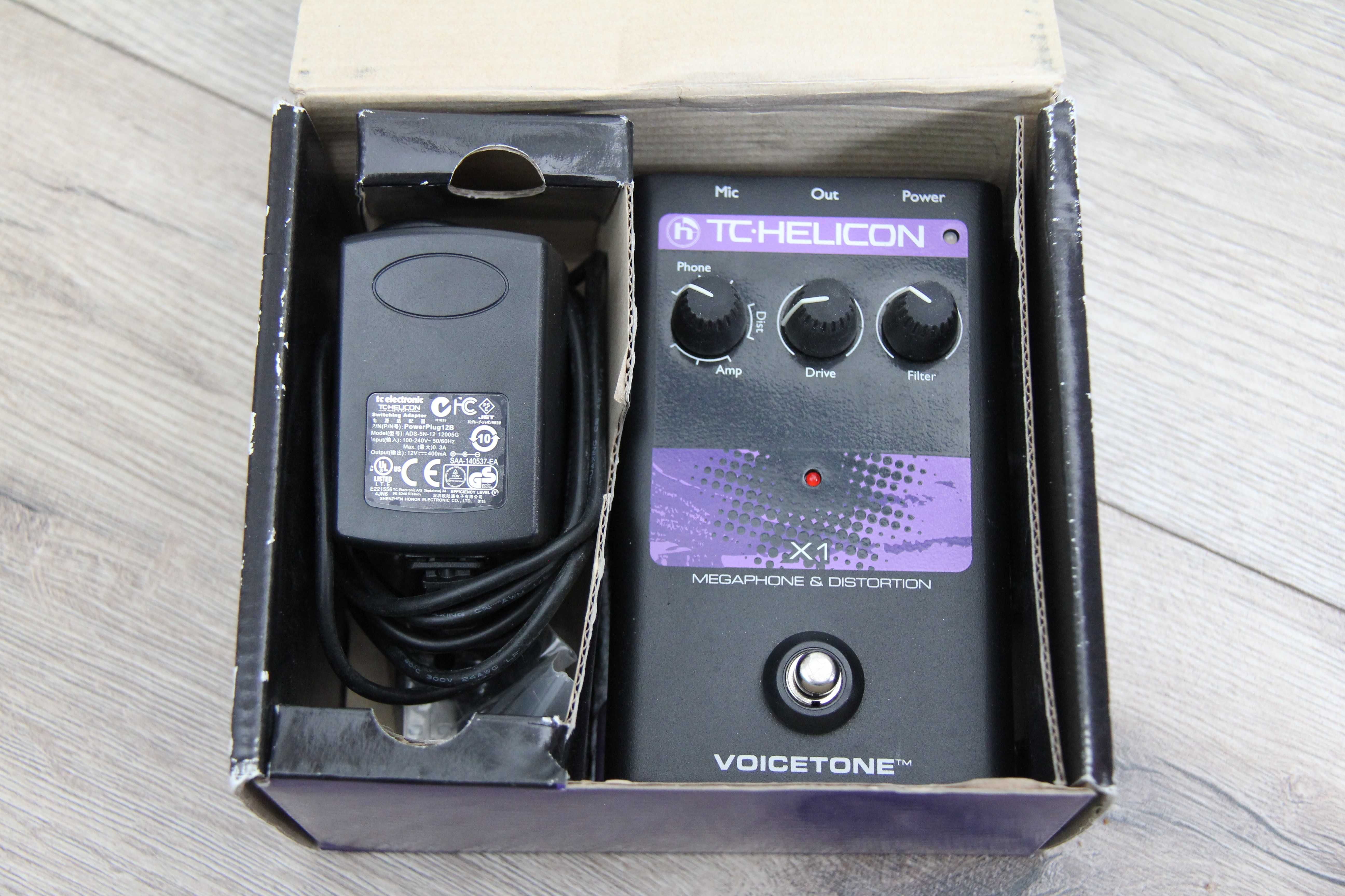 TC Helicon VoiceTone X1 Megaphone & Distortion