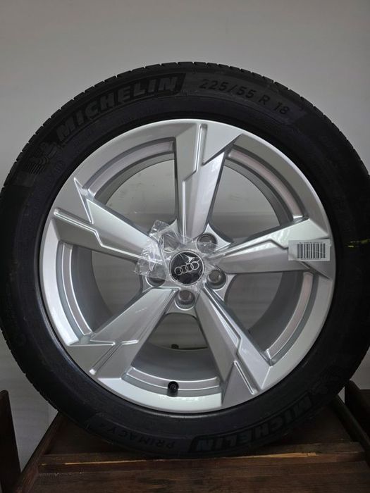 Nowe Koła Oryginalne Audi A6 C8 Letnie 18 Cali Michelin 2023 Rok