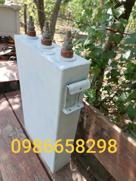 Конденсатор на 3 фази великий