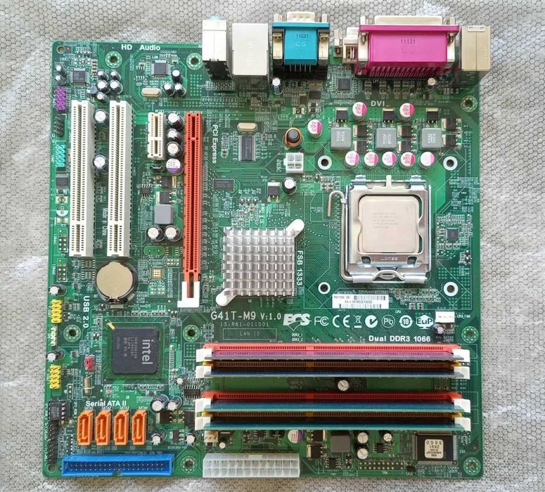 S775 комплект Core 2 Duo 3,0 GHz / 8 GB DDR3 / Video G41 / VGA / DVI