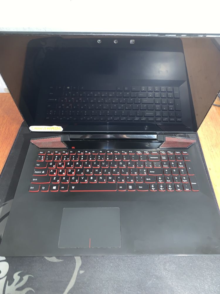 Ноутбук Lenovo Y700 15-ISK