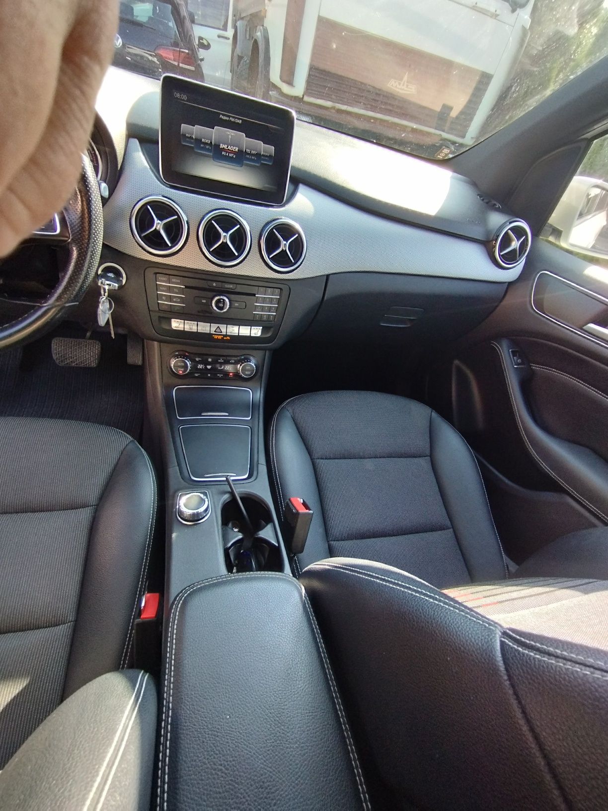 Mercedes B 250 електро 2015 31 kwt