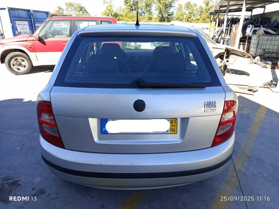 Para peças Skoda Fabia I 1.4 16V ano 2001