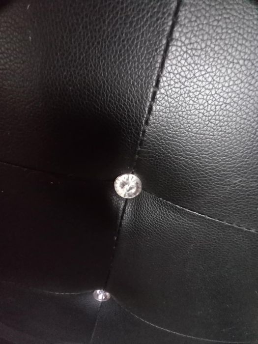 Czarne tapicerowane łózko glamur cyrkonie używane