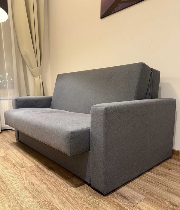 Szara Kanapa /sofa rozkładana 170 cm na 140 cm x 200 cm - Dobry stan