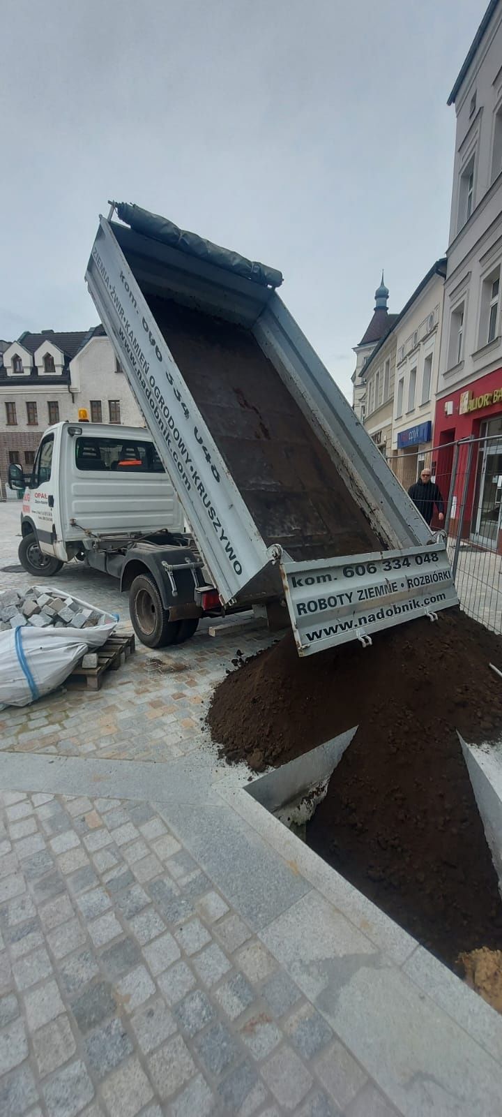 Droga plac podjazd utwardzanie kruszony mielony przekrusz tłuczeń